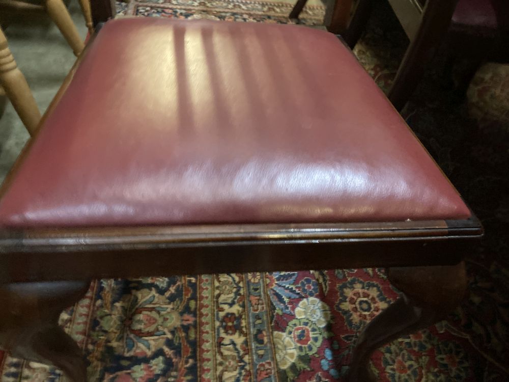 A set of eight mahogany dining chairs
